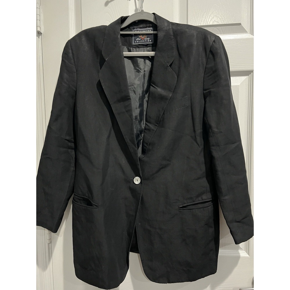 Women's Black Suit Coat Measures Large By The Limeted Collection  K48